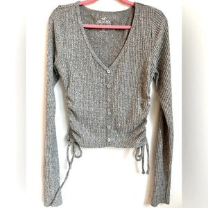 HOLLISTER must have collection baby tee long sleeves adjustable sides size XS